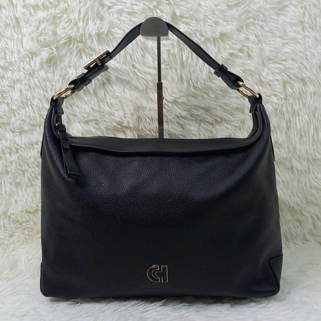 【未使用・現行】COLE HAAN カミラ ホーボー レザー ワンショルダー 黒