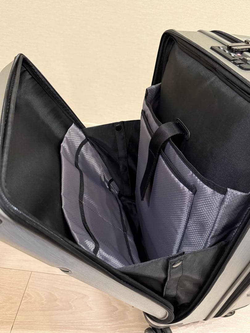 【美品】Samsonite EVOA スピナー55 33L 機内持込可 清掃済