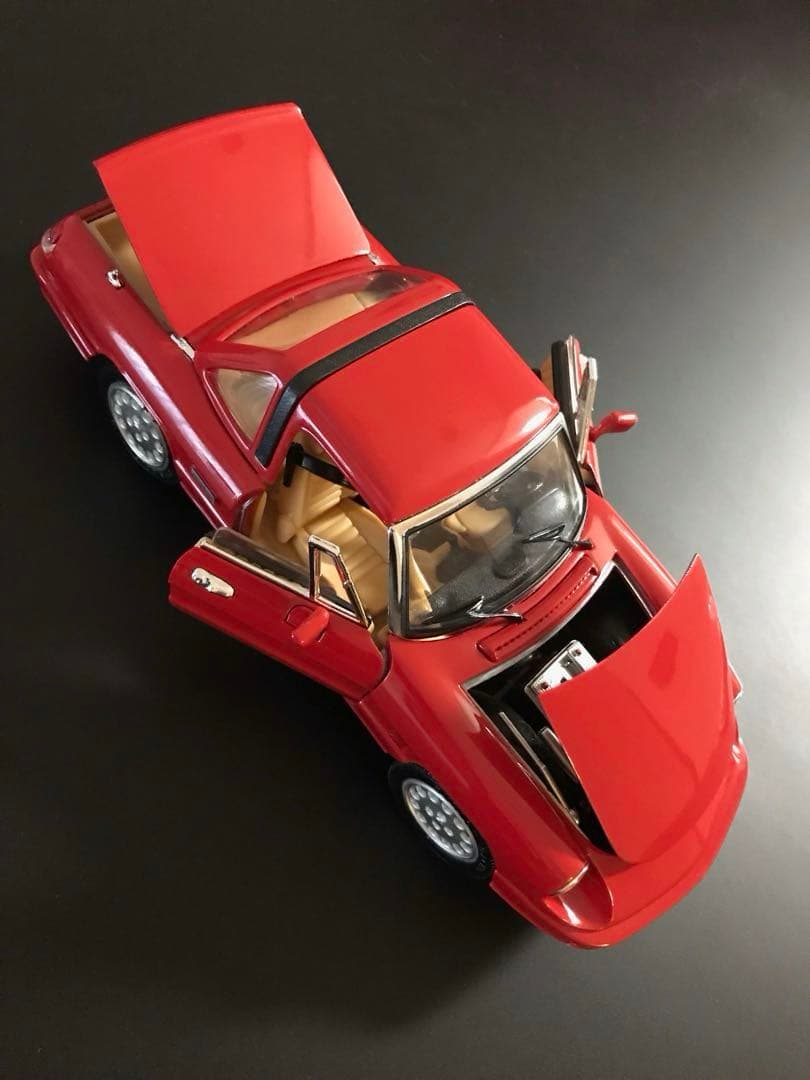 スーパーカー　アルファロメオ スパイダー 1/18 レッド 当時物 イタリア製