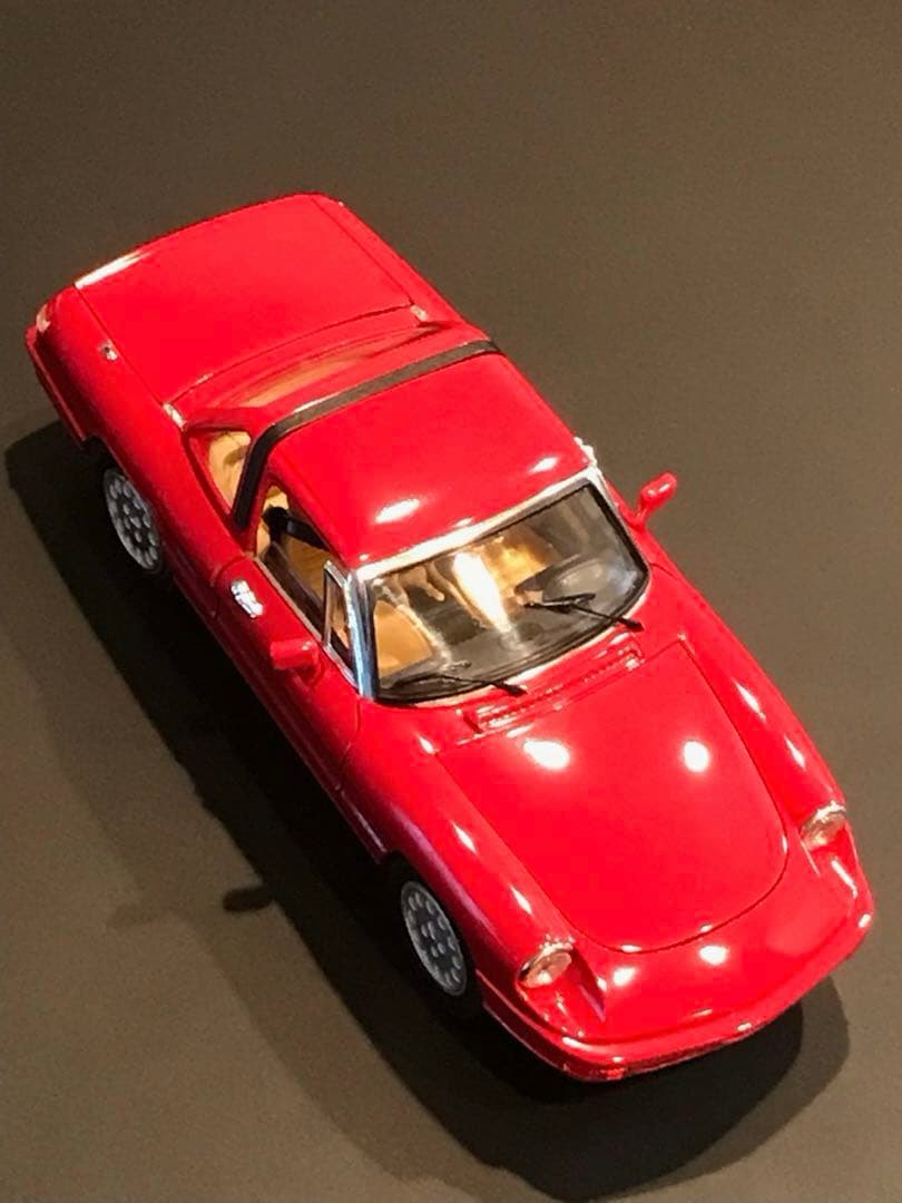 スーパーカー　アルファロメオ スパイダー 1/18 レッド 当時物 イタリア製