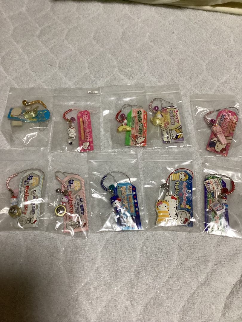 ご当地キティ　根付　80点　美品　タグ付き