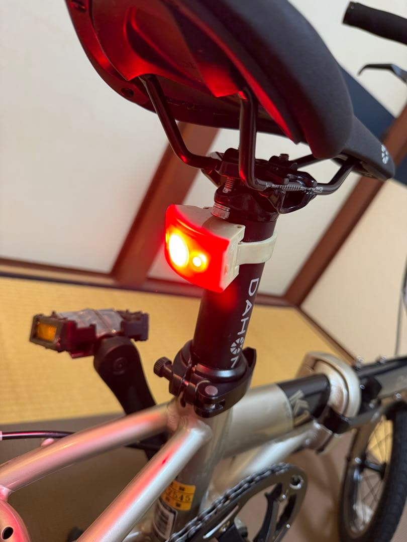 DAHON K1 折りたたみ自転車 シルバー・ブラック