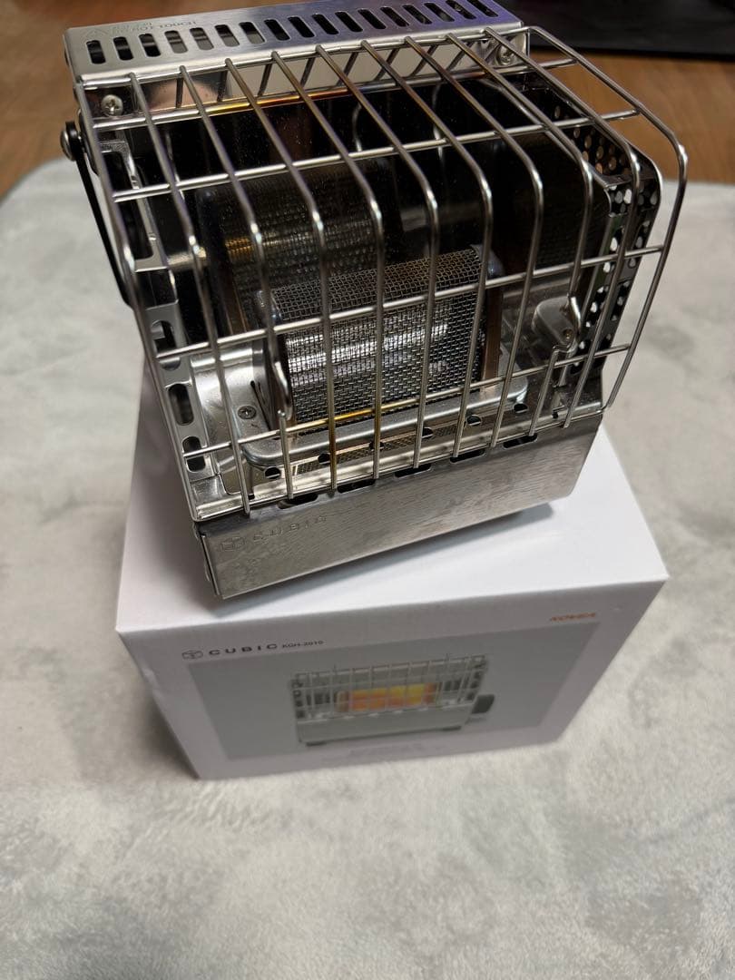 CUBIC ストーブ