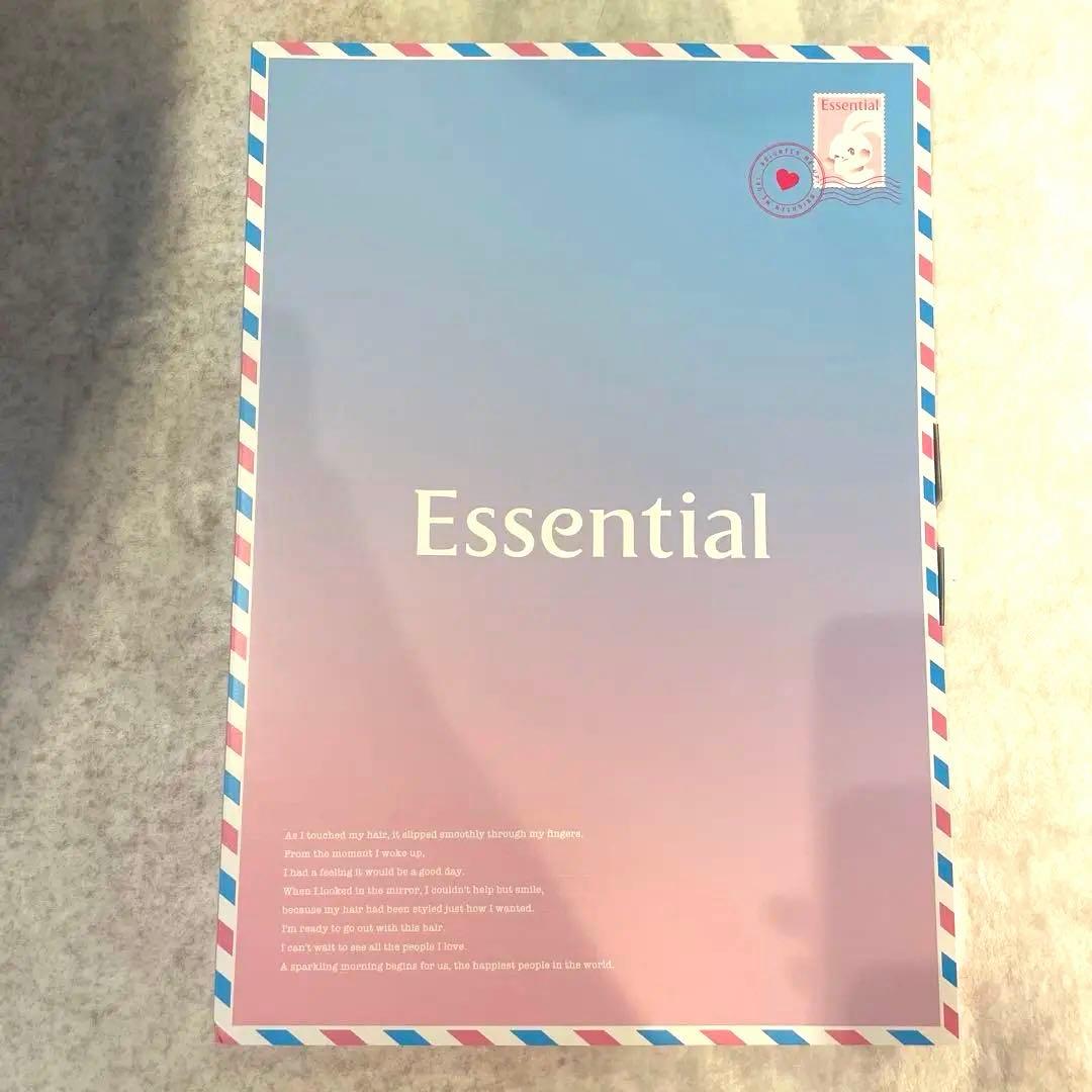 花王 Essential with NewJeans ミニポスターセット