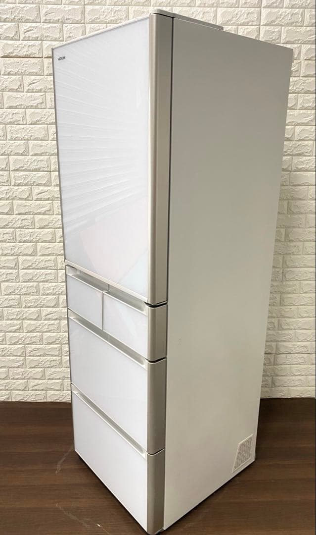 日立 HITACHI 大容量 冷蔵庫 R-S40J 5ドア