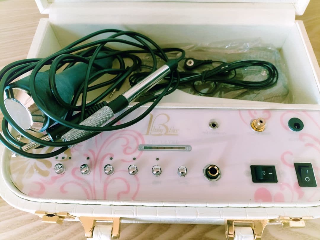 【再値下】Baby Face　美顔器