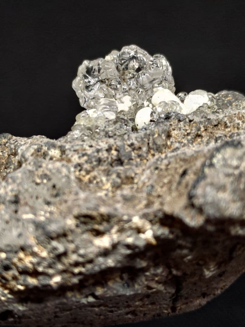 玉滴石 ハイアライト 鉱石 鉱物 ミネラル 原石 標本 母岩付き③