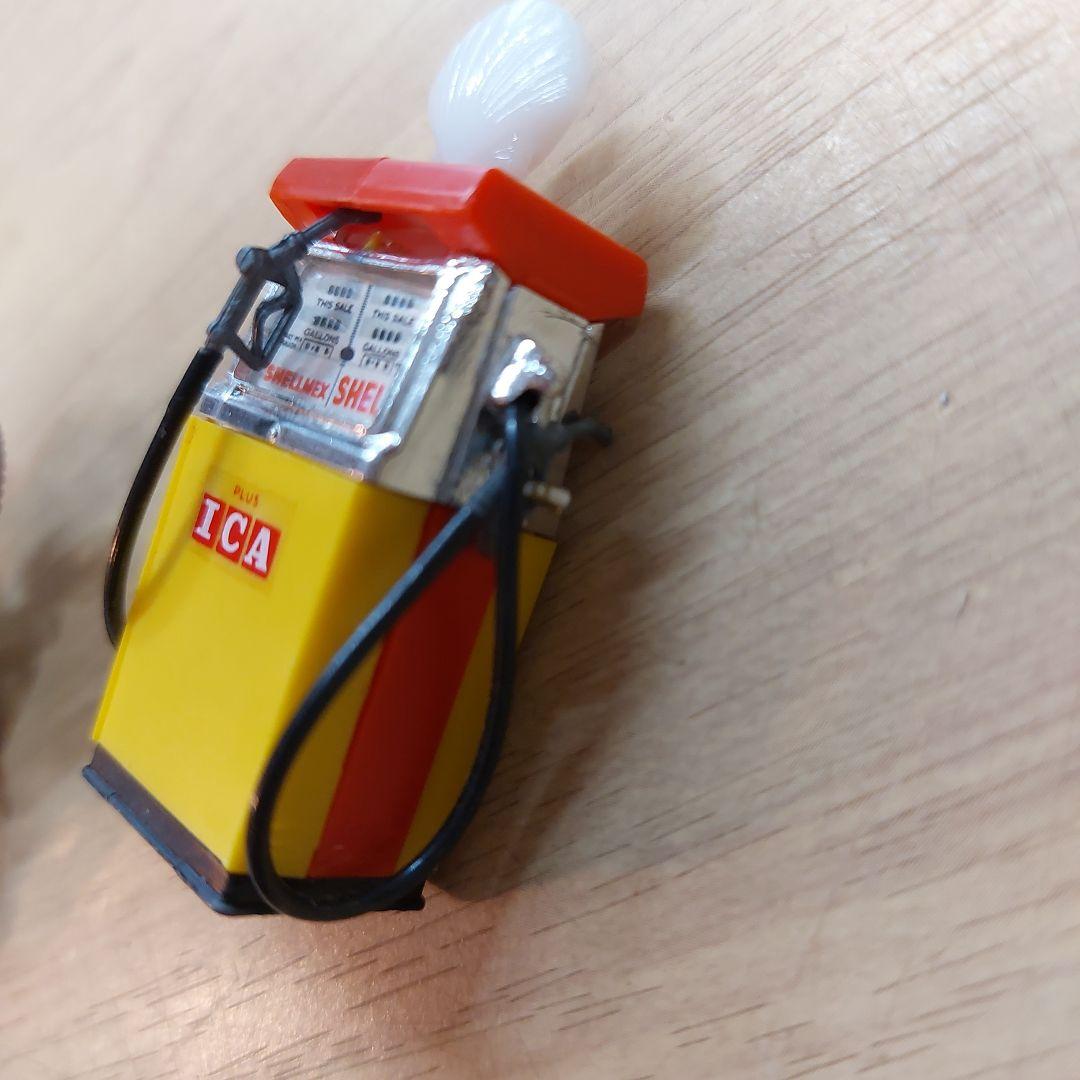 ホンダベンリー 赤いミニバイクとSHELLガソリンスタンドセット 傷 汚れあり