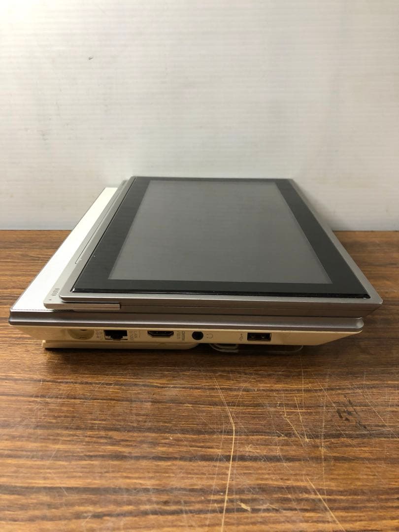 Panasonic VIERA　ポータブル地上デジタルテレビDMP-BV200