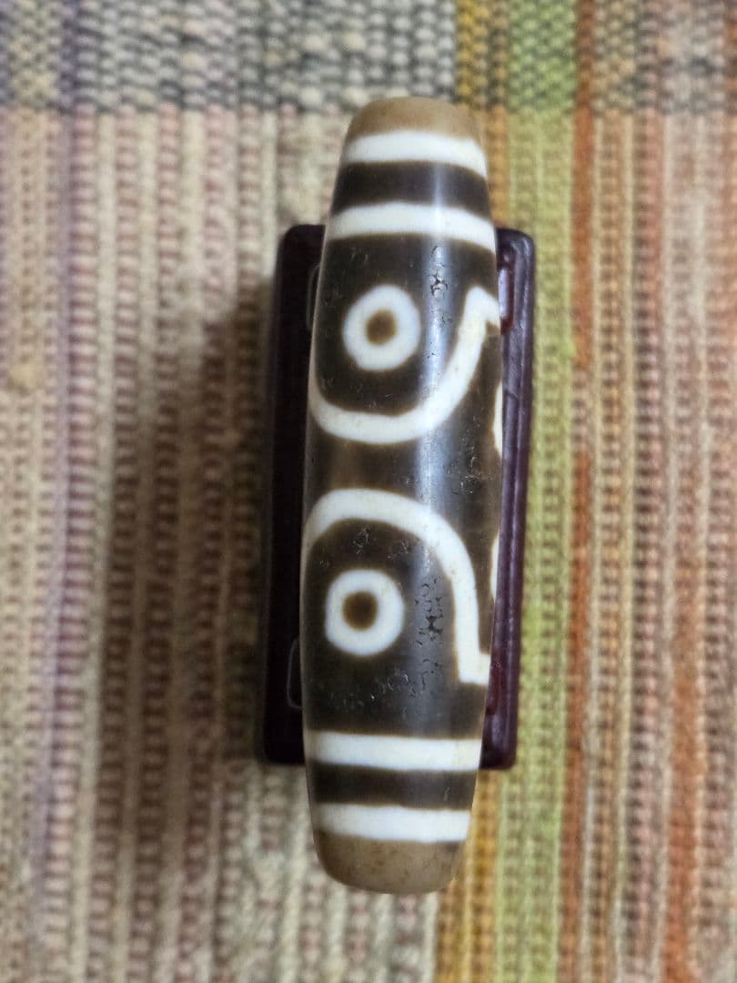 047天珠　正統派　七眼天珠　dzibeads！