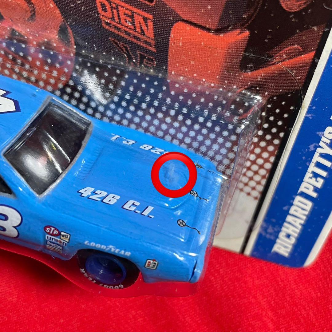 ミニカー hotwheels 71 Plymouth GTX Richard Petty