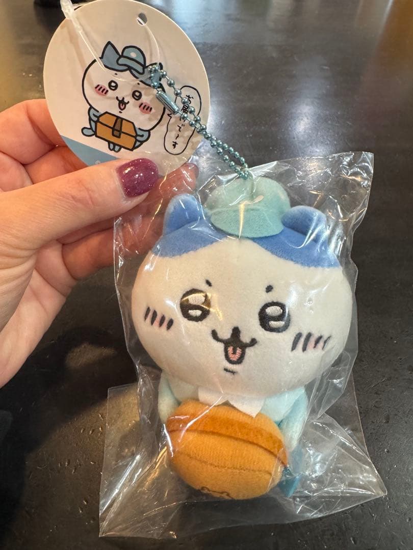 ちいかわ 働くスタッフさんマスコット ハチワレ うさぎ ぬい キーホルダー