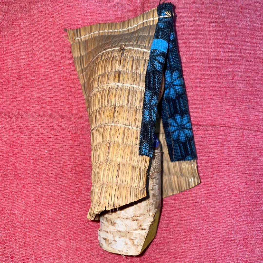 特級呪物　座敷童子が宿る日本人形藁被りこけし