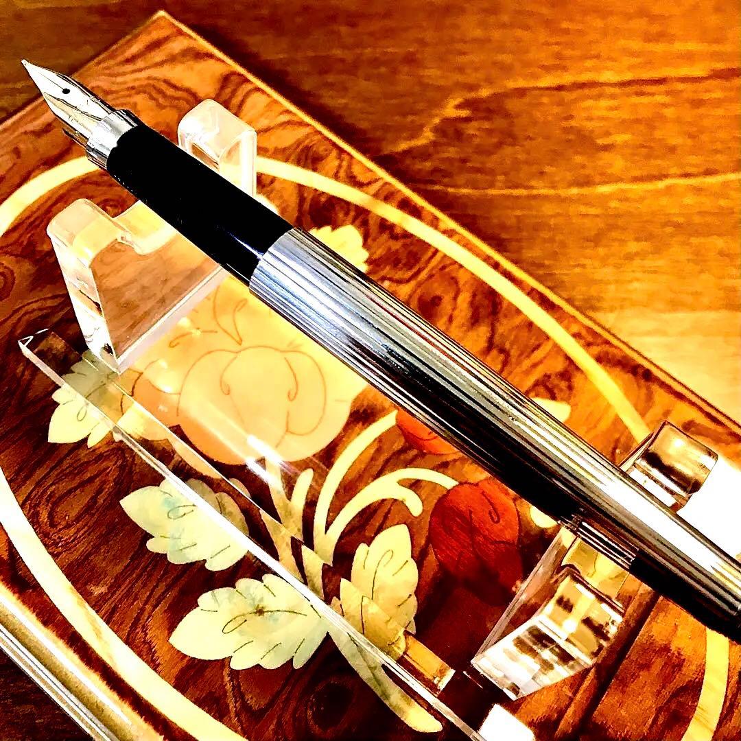 ☆超絶的な美品☆美しいパーカーシルバー万年筆14K(M)超希少品