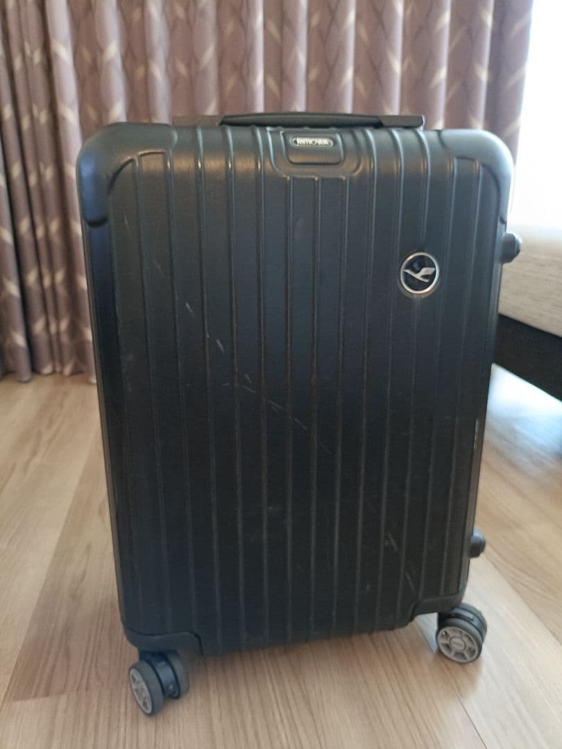 Rimowa ブラック 4輪