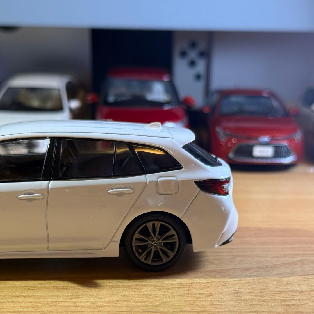 【非売品】トヨタ カローラツーリング カラーサンプルミニカー 1/30 美品