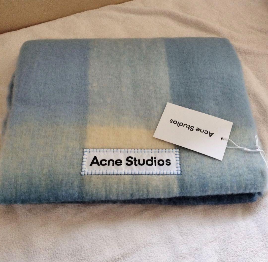 Acne Studios フリンジ付きマフラー