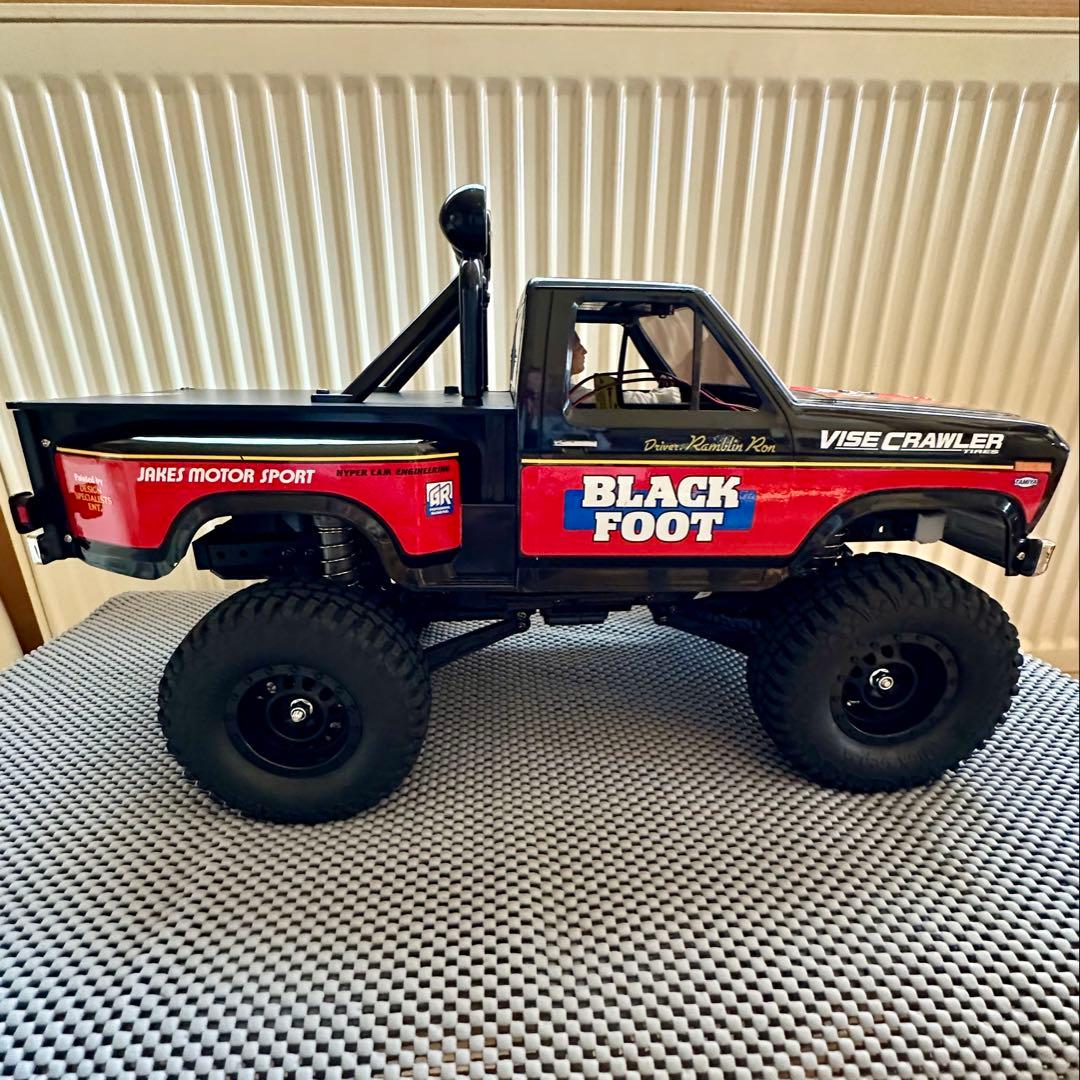 w*z様 タミヤ 1/10 CC-02シャーシ＆ブラックフット ボディ