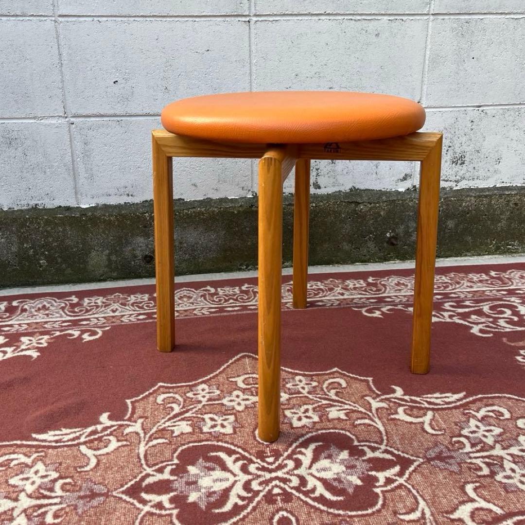 高品質◾️匠工芸 TAKUMI オレンジ座面 ラウンドスツール 丸椅子 丸イス