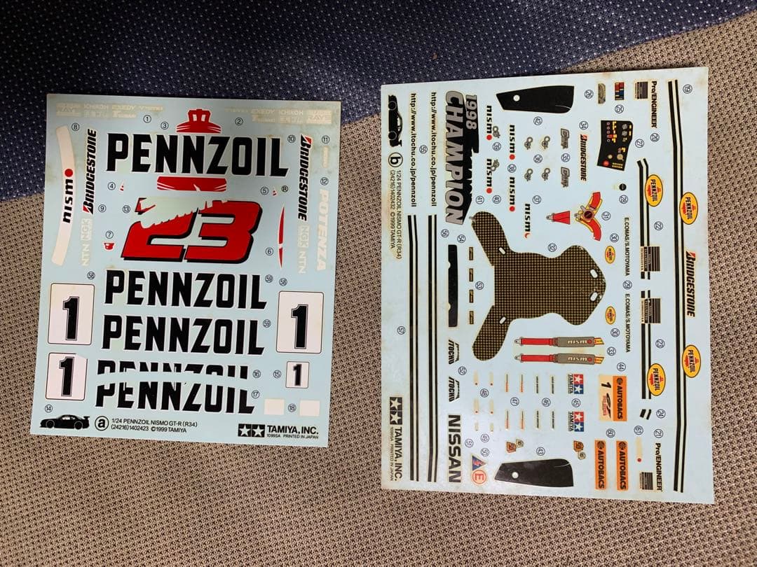 TAMIYA ペンズオイル NISMO GT-R R34 未組み立て箱に汚れあり