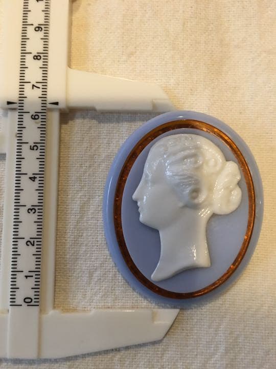 フレンチヴィンテージ　カメオ　アーリープラスチック　ベイビーブルー