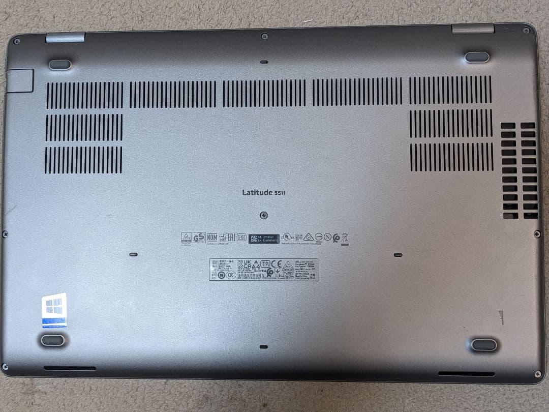 第10世代 i7/32GBメモリ/NvidiaGPU/Dell 15.6インチ