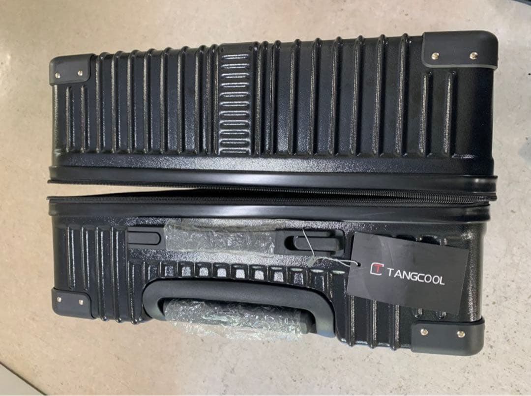 【期間限定値下げ12/21まで】スーツケース キャリーケース 100Ｌロック付き