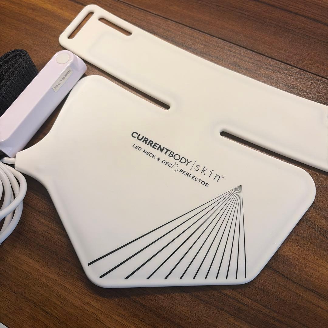 ポンマル様用　カレントボディスキン LED ネック＆デコルテ