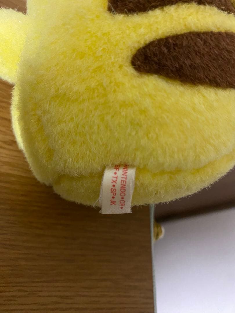 初期ピカチュウTOMY ぬいぐるみ　ポケモン