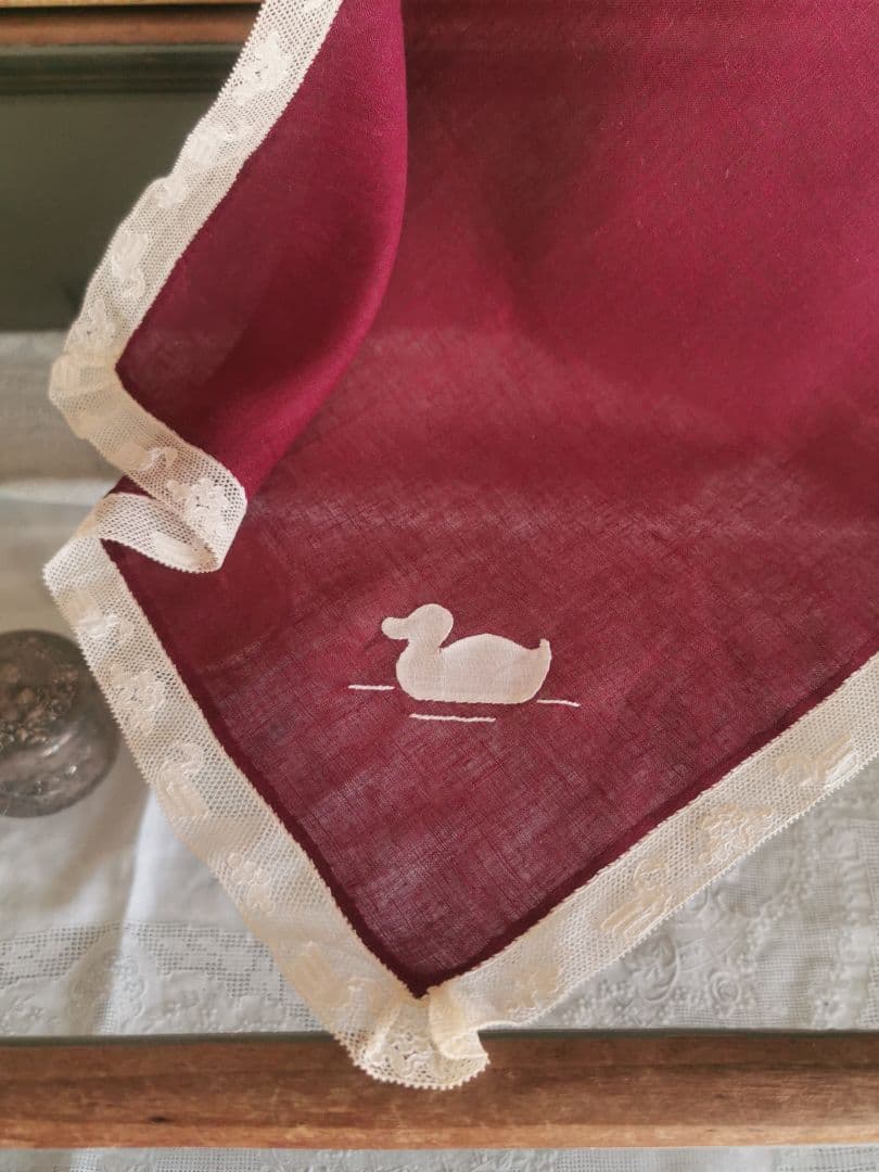 アンティーク 家鴨アップリケ刺繍 繊細な水鳥＆水草花アランソンレース クロス α