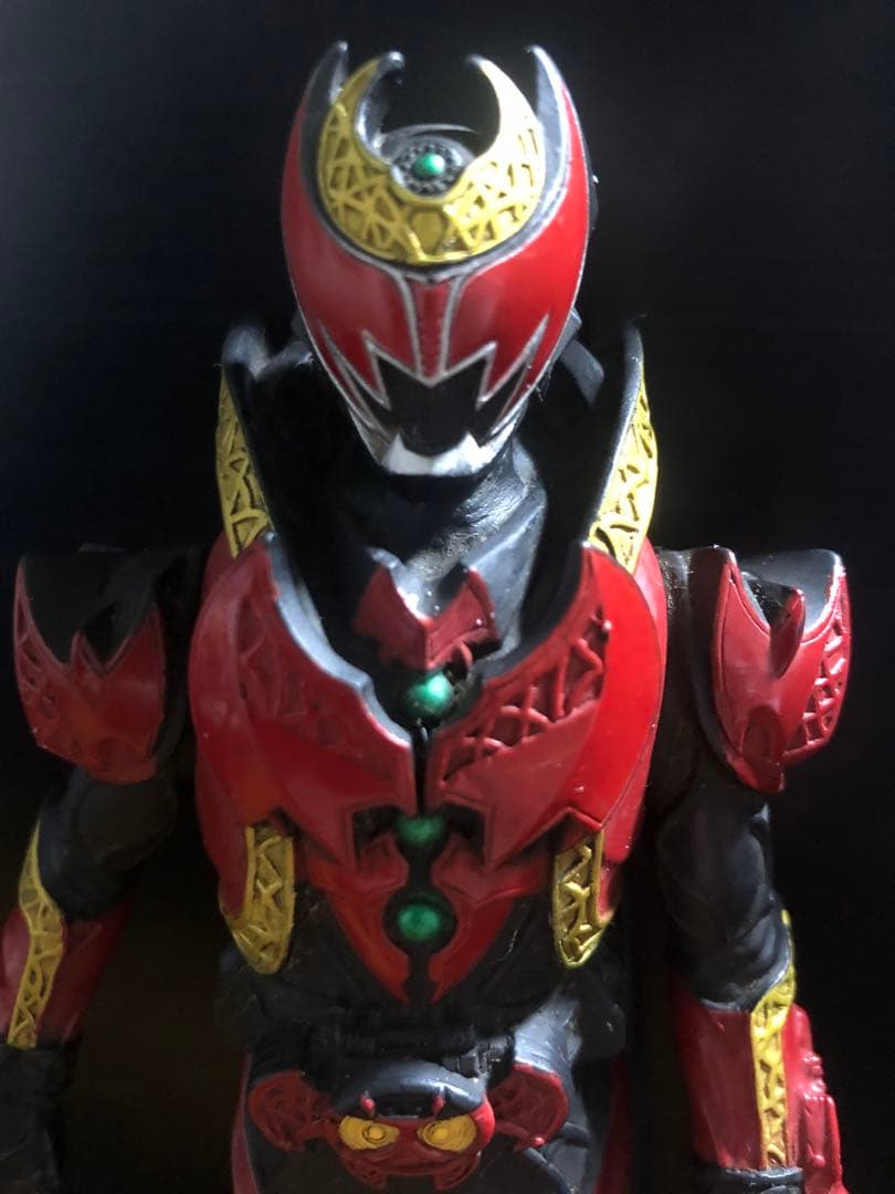 [貴重]仮面ライダーキバ　エンペラーフォーム　レッドバージョン　てれびくん