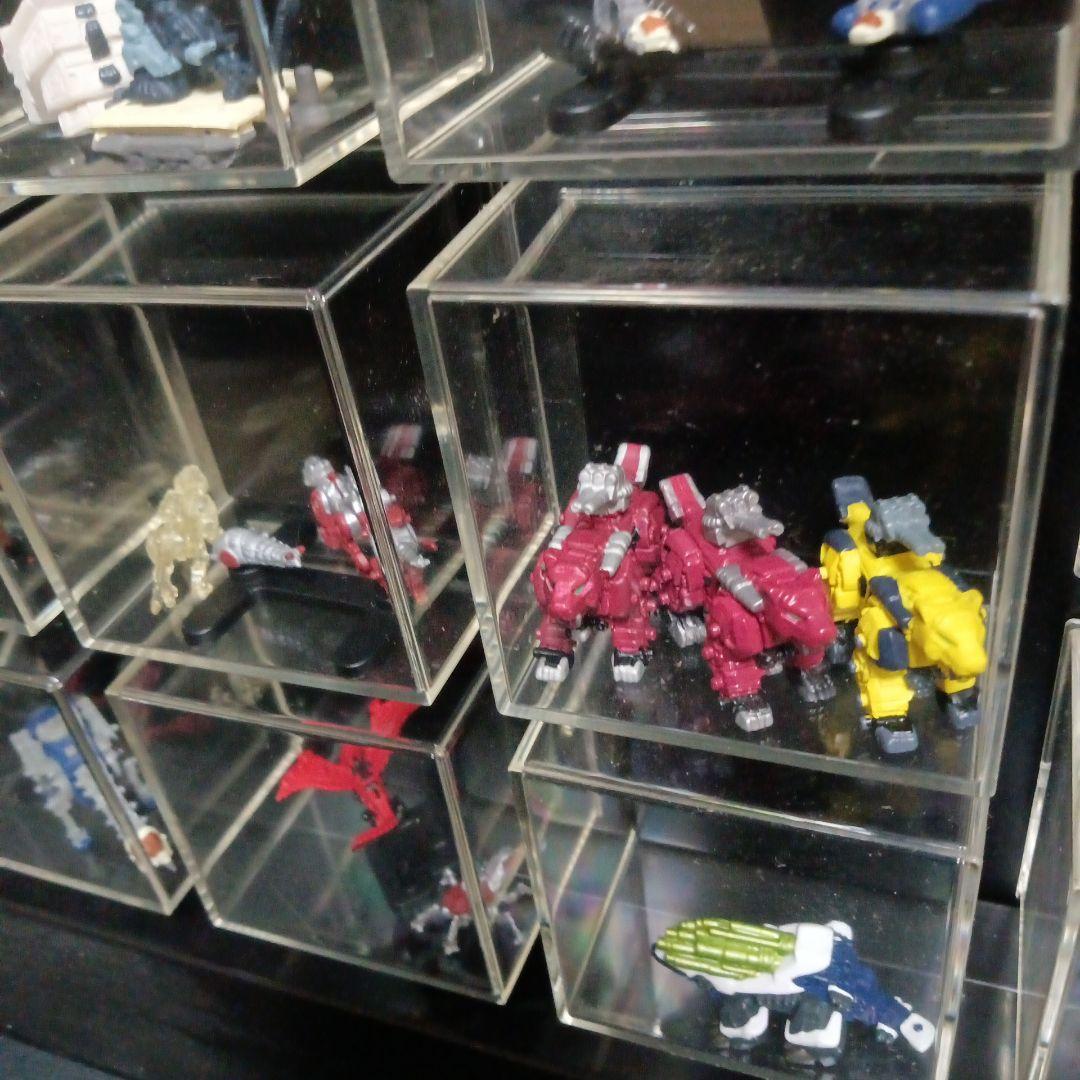 ゾイド フィギュアコレクション ディスプレイケース 付 ゾイドバトルカード