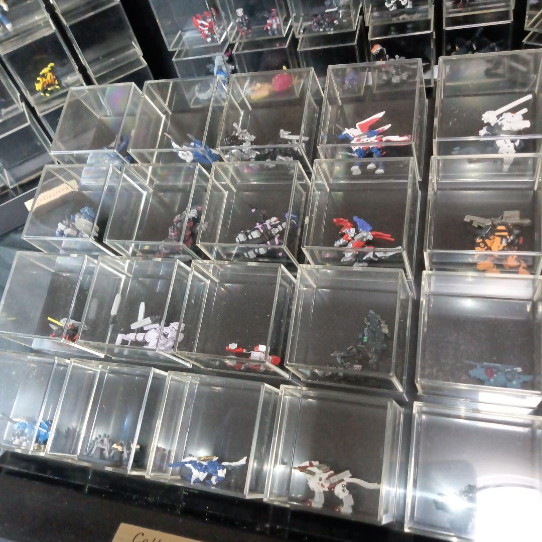 ゾイド フィギュアコレクション ディスプレイケース 付 ゾイドバトルカード