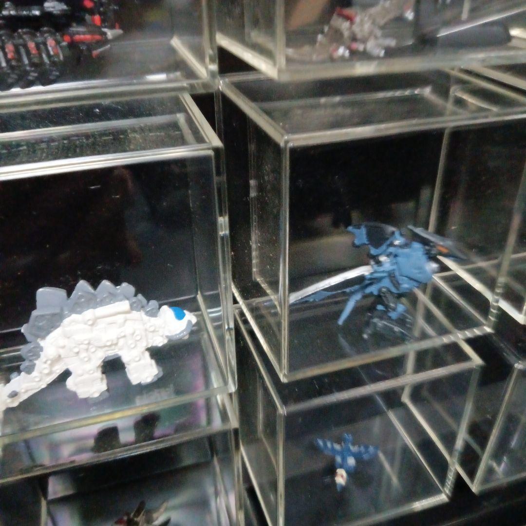 ゾイド フィギュアコレクション ディスプレイケース 付 ゾイドバトルカード