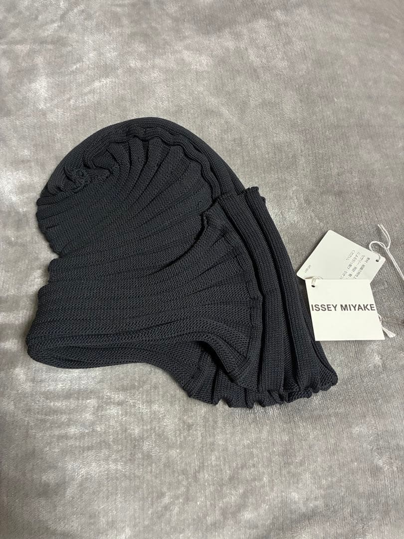 イッセイミヤケ 帽子　ニット帽　KNIT ACC 新品未使用