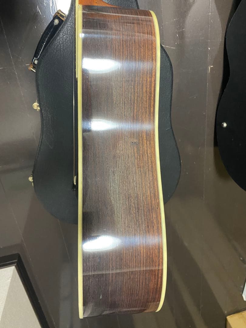 アコースティックギター　s.yairi