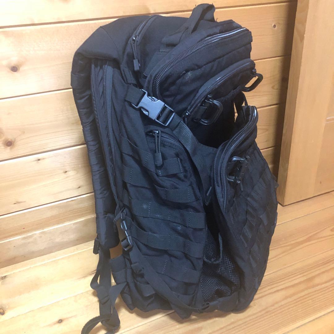 5.11 ブラック バックパック