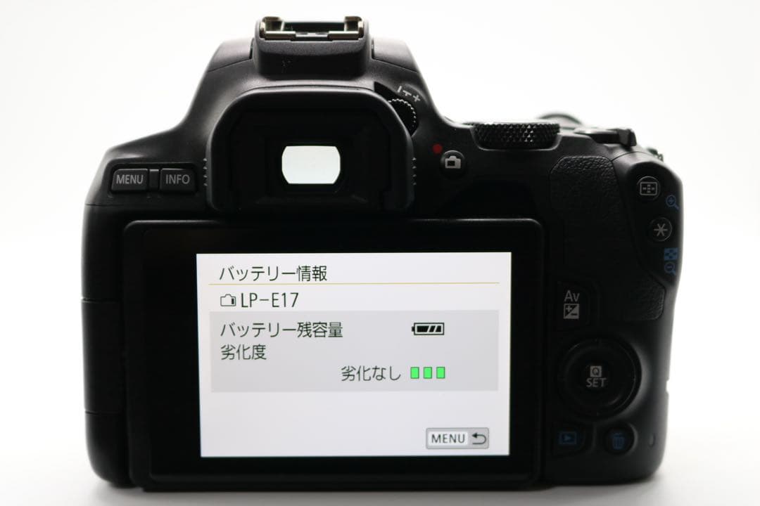 ボディ新品級 【Canon EOS Kiss X10 トリプルレンズセット】