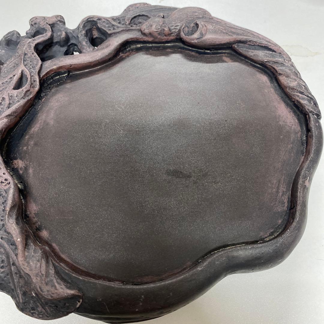 古い硯、彫刻あり