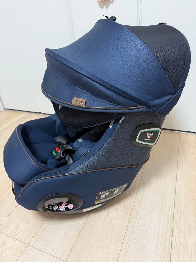 アップリカ 回転式チャイルドシート クルリラビッテエックス ネイビー Ｒ129