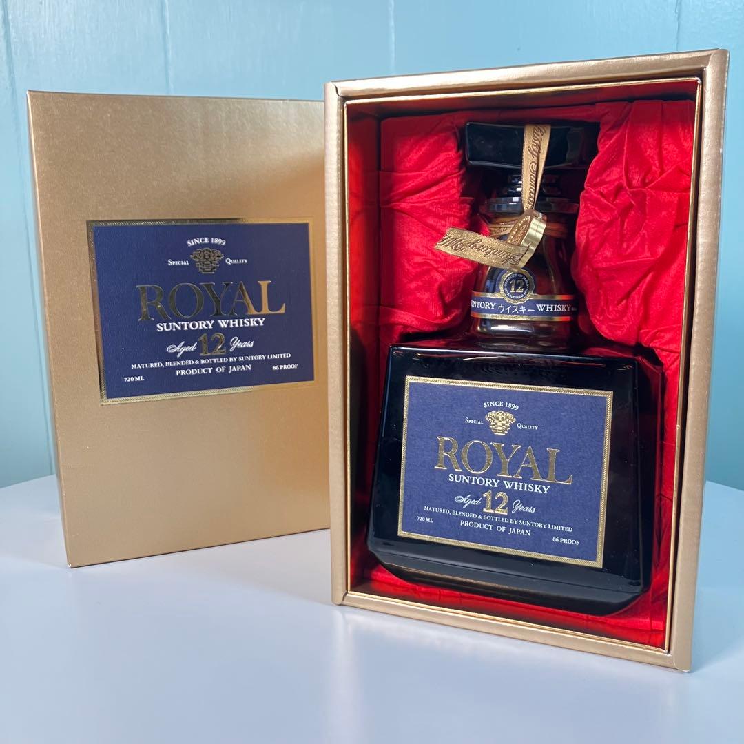 サントリーウイスキー　ローヤル　プレミアム１２年　新品　未開栓　青ラベル