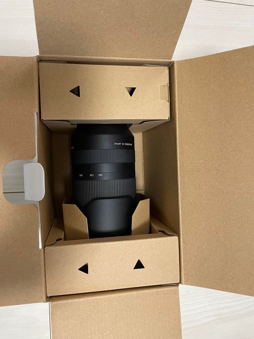 レンズ(ズーム) TAMRON 70-180mm F2.8 Di III VXD