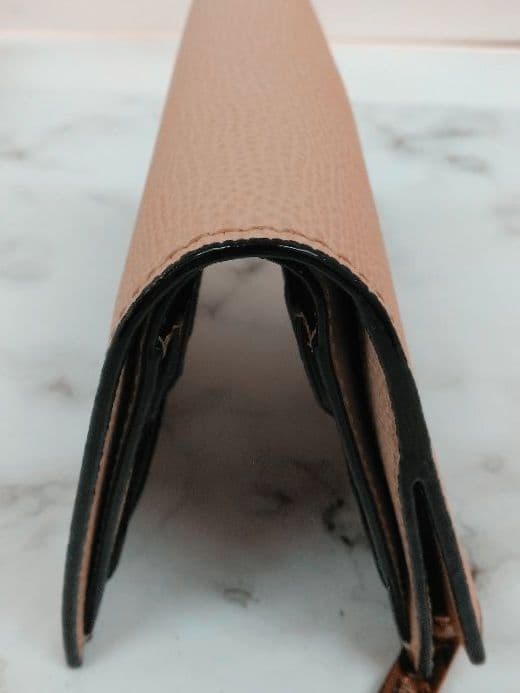 APN21 ヴァレクストラ 極美品 2つ折り財布 ゴールド金具 箱＆保存袋付き