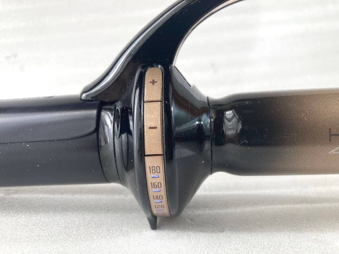 HAIRBEAURON 4D Plus カールヘアアイロン 34mm