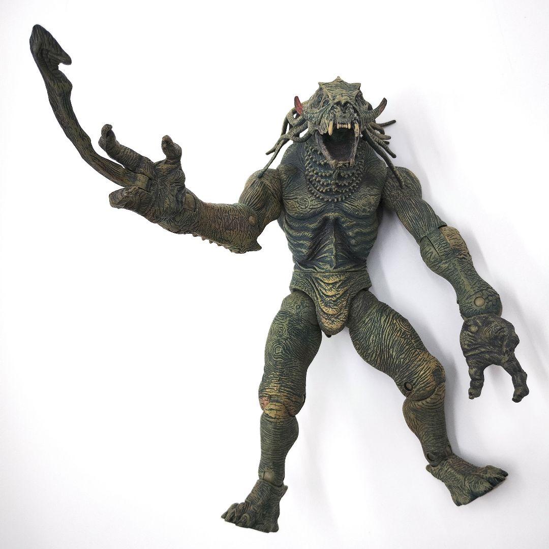 希少✨️Mezco Toyz ヘルボーイ サマエル フィギュア 入手困難