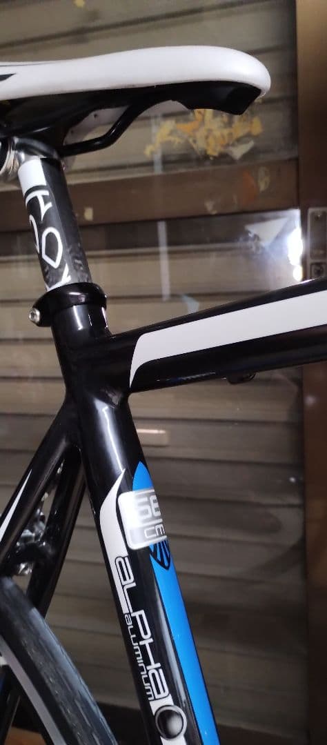 TREK alpha 2.1 105/Tiagra MIX 2010年58サイズ