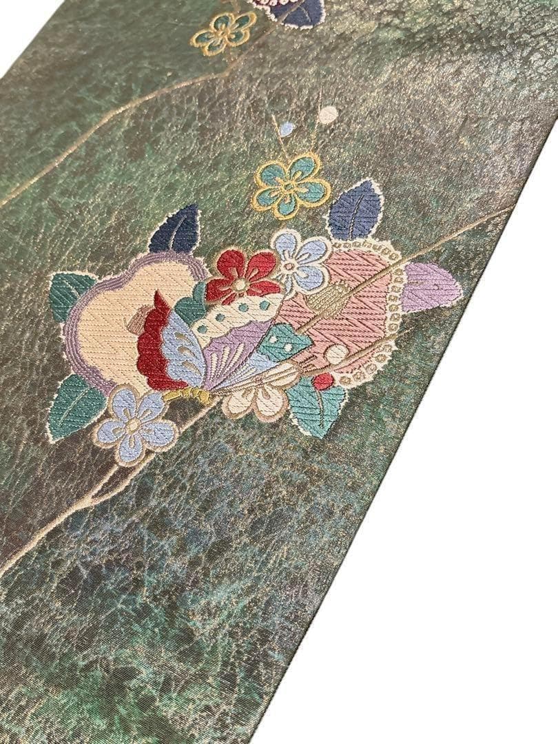 A13 美品　袋帯　唐織蝶花　グリーン　金通　逸品