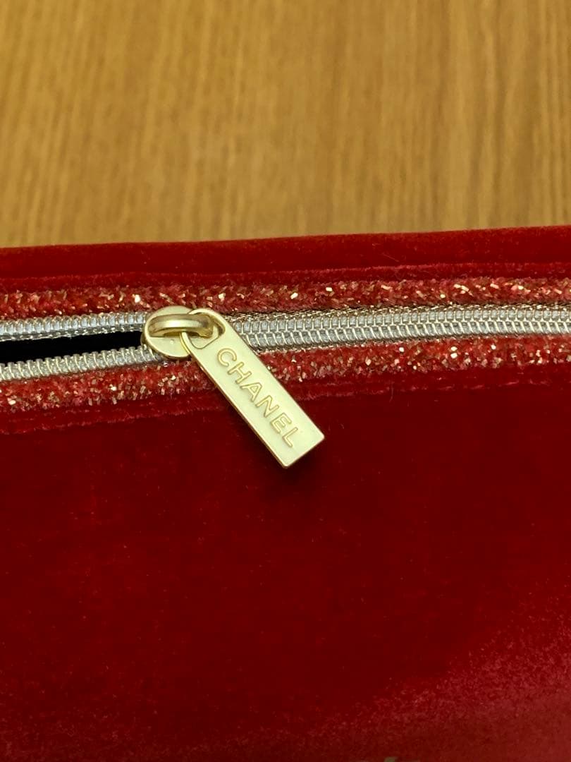 お値下げ！　レ　パンソー　ドゥ　シャネル ポーチ　3種メークアップブラシのセット