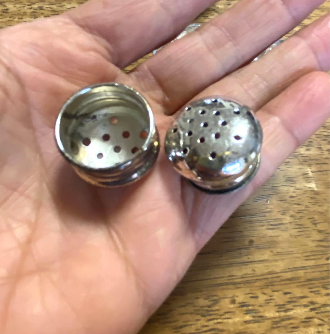 銀製 バスケット型 塩・胡椒入れセット日本製. 珍しい物品