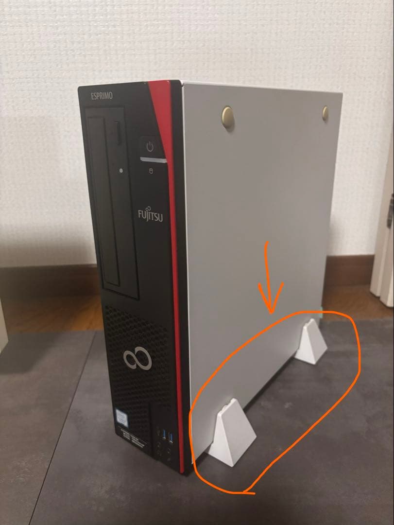 Fujitsu ESPRIMO D588/BX デスクトップPC Corei3